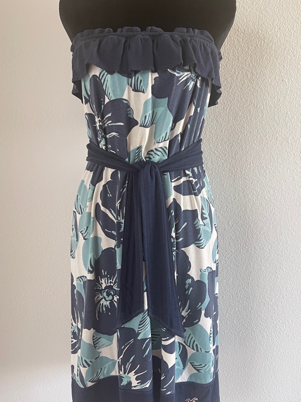 Hollister Navy, White & Teal Strapless Floral Dress